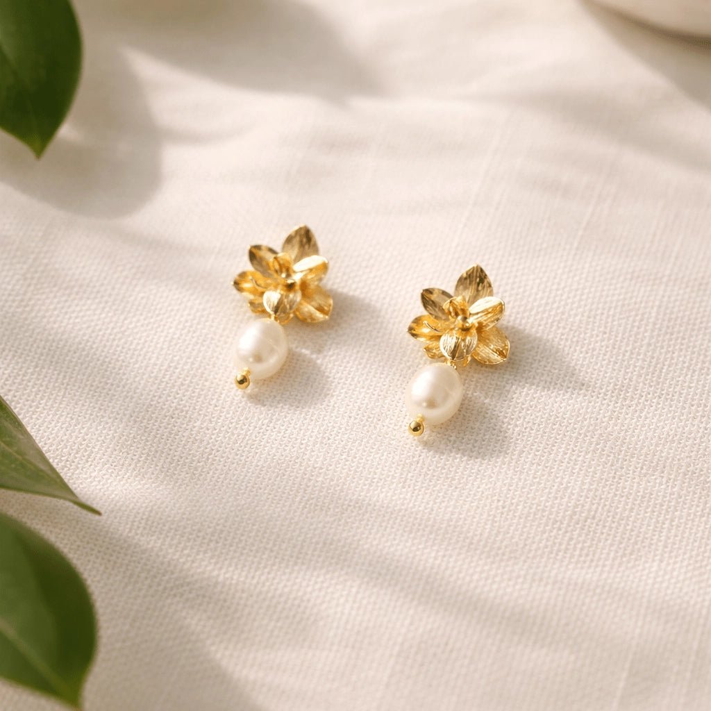 Flower & Pearl Drop Earrings - Sono Chic