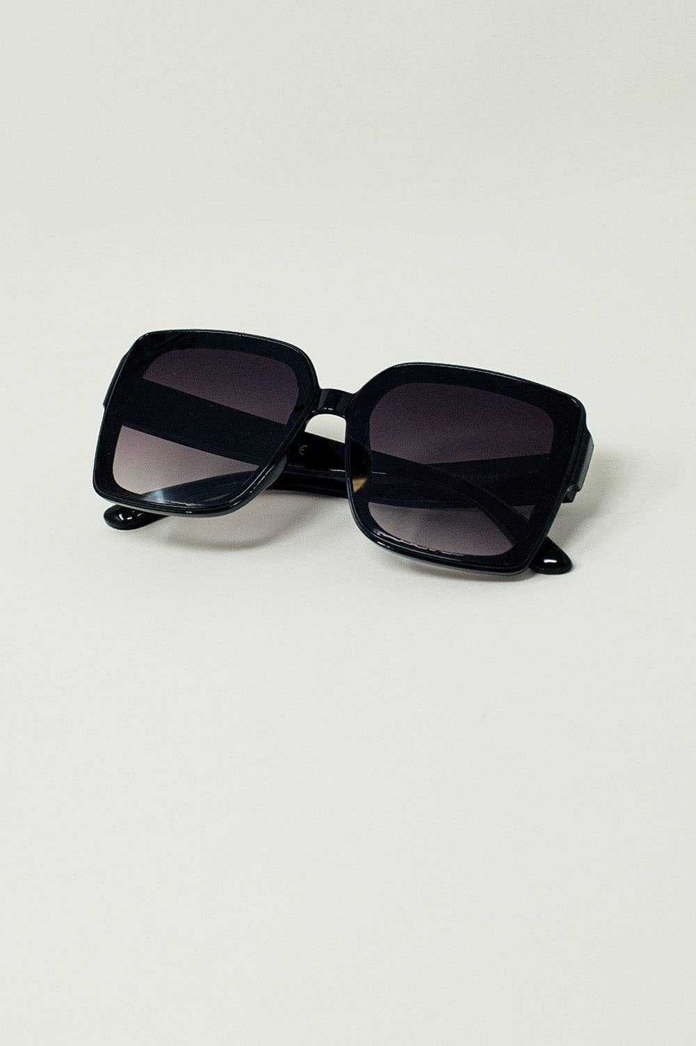 Oversized Cat Eye Sunglasses - Sono Chic