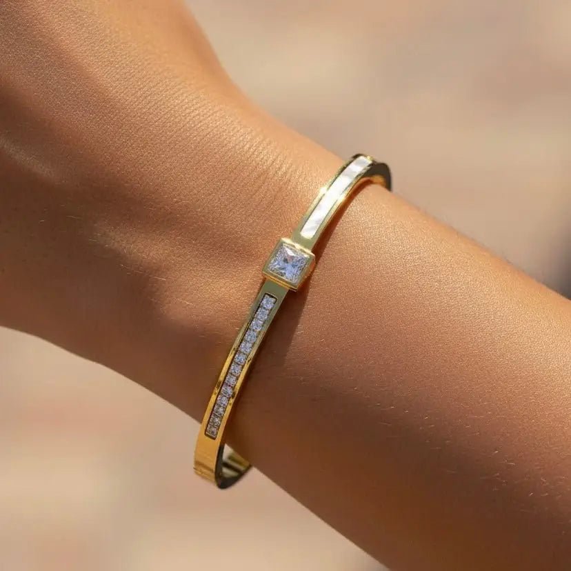 Gold & Zircon Bracelet - Sono Chic
