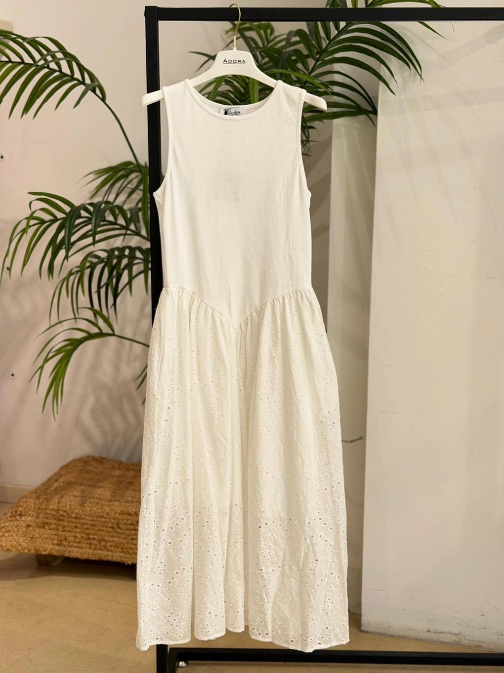 Sleeveless Broderie Anglaise Dress - Sono Chic