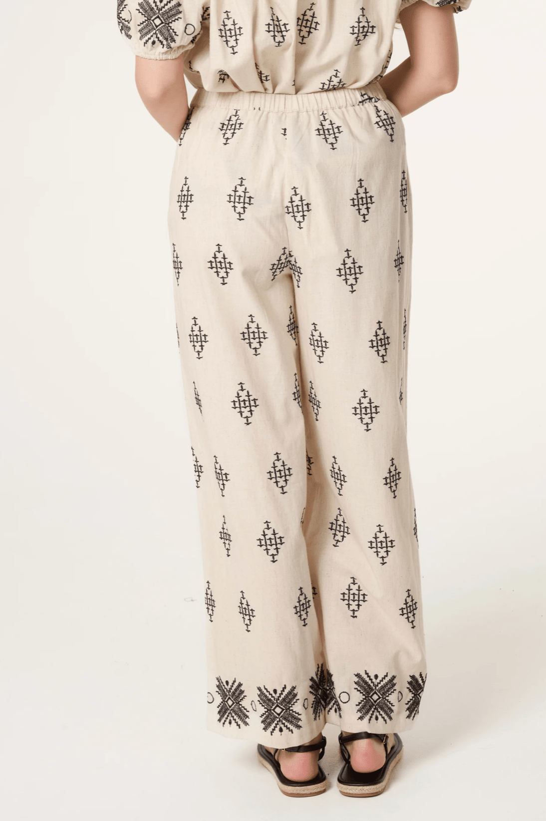 Embroidered Linen Blend Trousers - Sono Chic