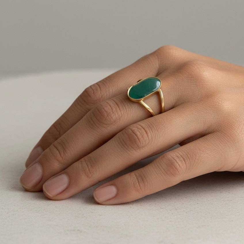 18K Gold-Plated Oval Ring - Sono Chic